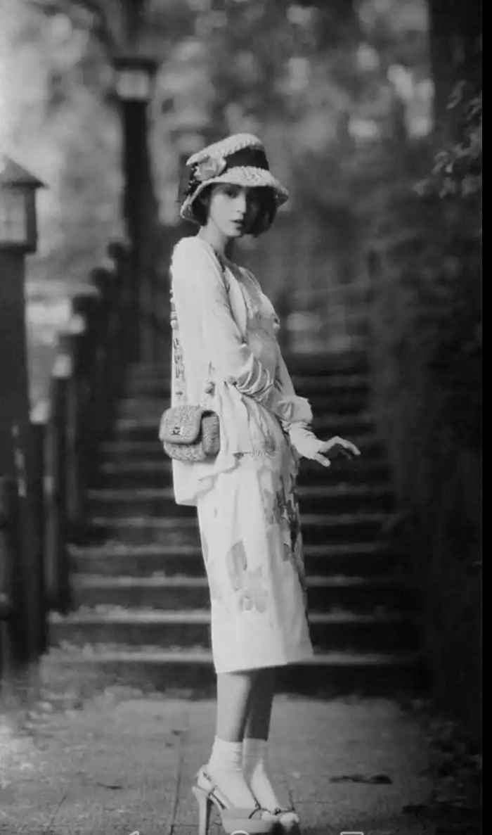 30年代日本女性老照片, 图2最时尚, 图5真的很美