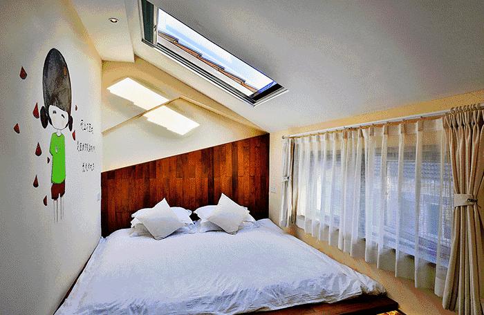 这栋小桥流水的民宿——"眷舍"