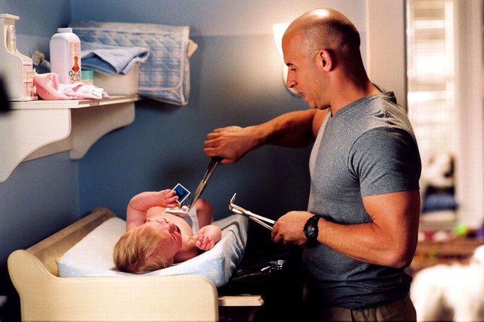 《神勇奶爸》范迪塞尔不一样的奶爸生活!