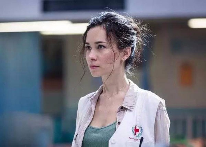 韩庚公布恋情 认爱《战狼2》女主角卢靖姗