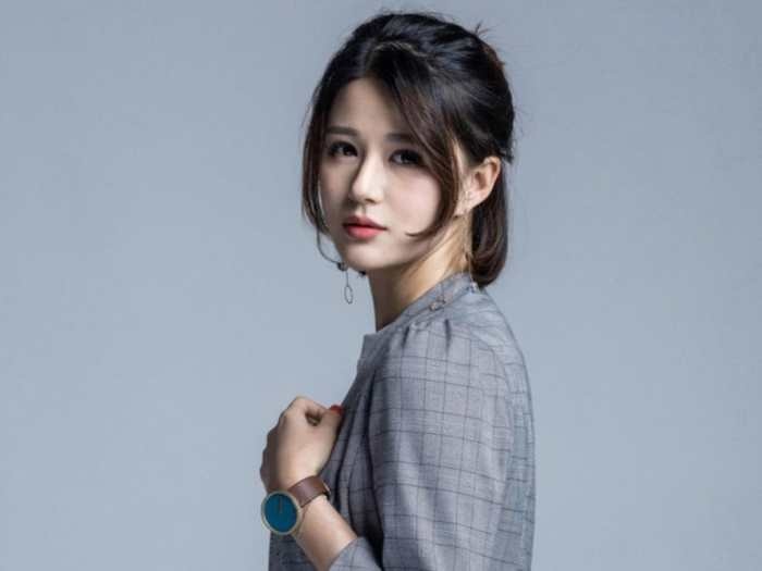 lol女解说苏小妍发表离职声明,为了梦想去作一只孤舟