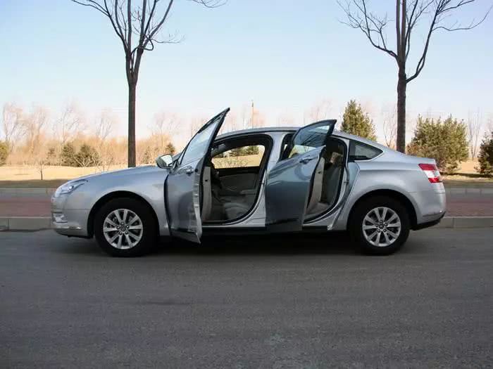 原来车门有这么多正确的打开方式