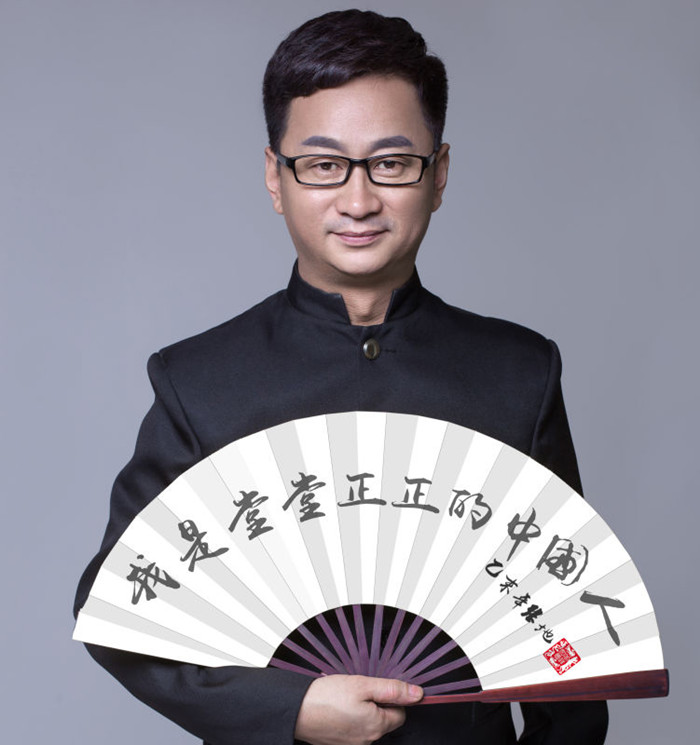 广西宜州民间歌王谢庆良与机智歌王张地同登央视2018全国社区春晚