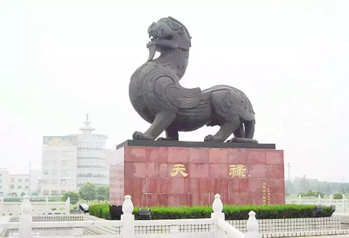 丹阳地标究竟是哪个?你说的算,赶快来投票!|丹阳|地标|投票_新浪新闻