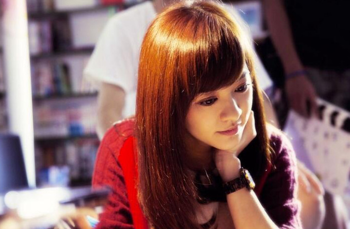 到陈意涵(ivy chen),小编会想起她那时候演的《奋斗》,她饰演的方灵珊