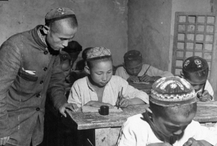 48年新疆珍贵老照片:万万没想到60年前的新疆是这个样子的