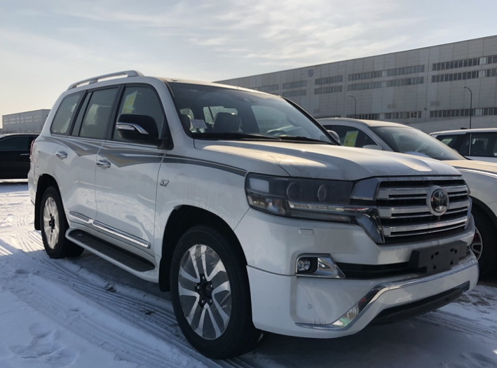 酷路泽5700vxs限量版white edition确实不一样