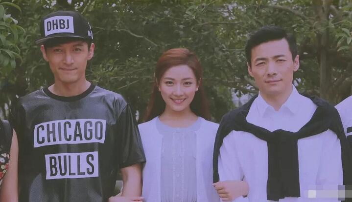 这部剧中猎头只是辅线,郑秋冬与罗伊人的