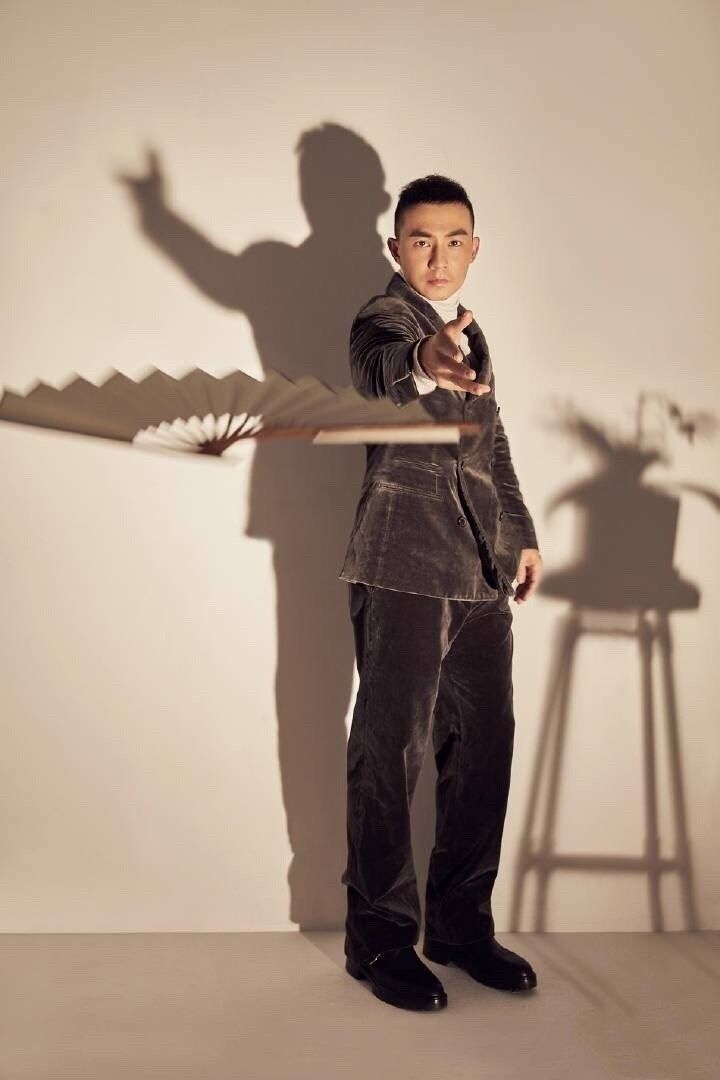 刘畊宏一家现活动,三个baby傻傻分不清,网友:一看就是亲生的!