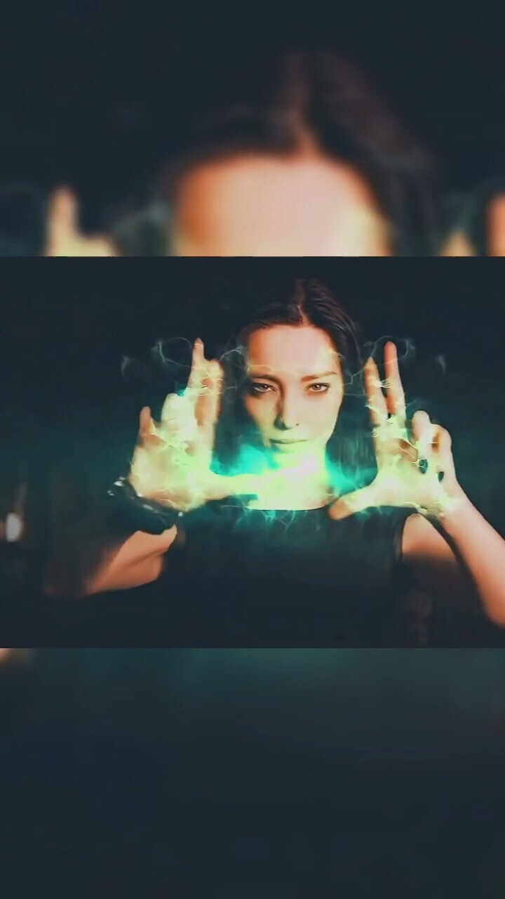 美剧《天赋异禀》万磁王的女儿北极星小姐姐