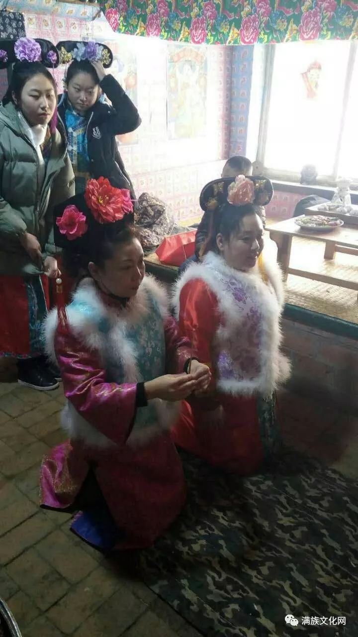 满洲人在春节期间的祭祖活动|满族|祭祖|满洲_新浪网