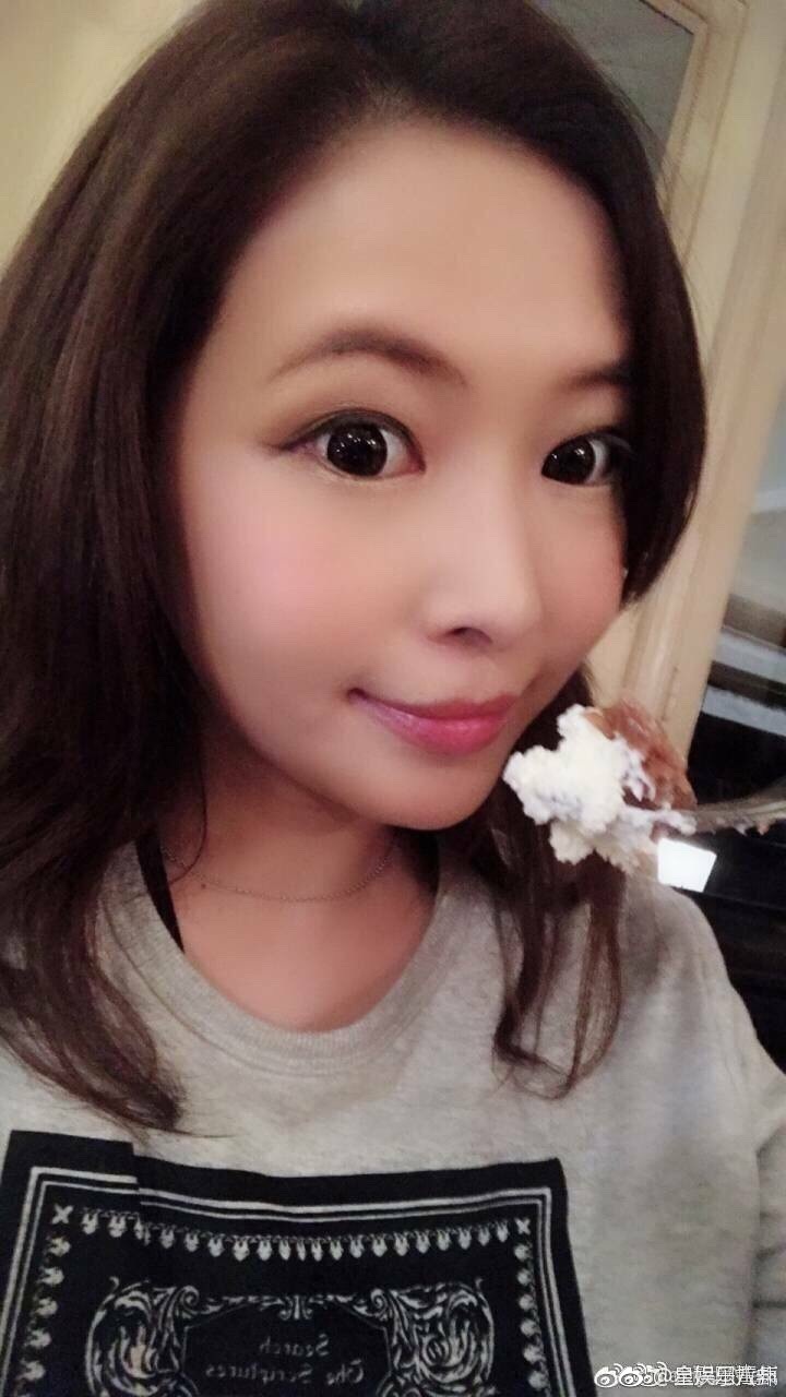 塑料姐妹花丁小芹卖假包makiyo直播公开短信