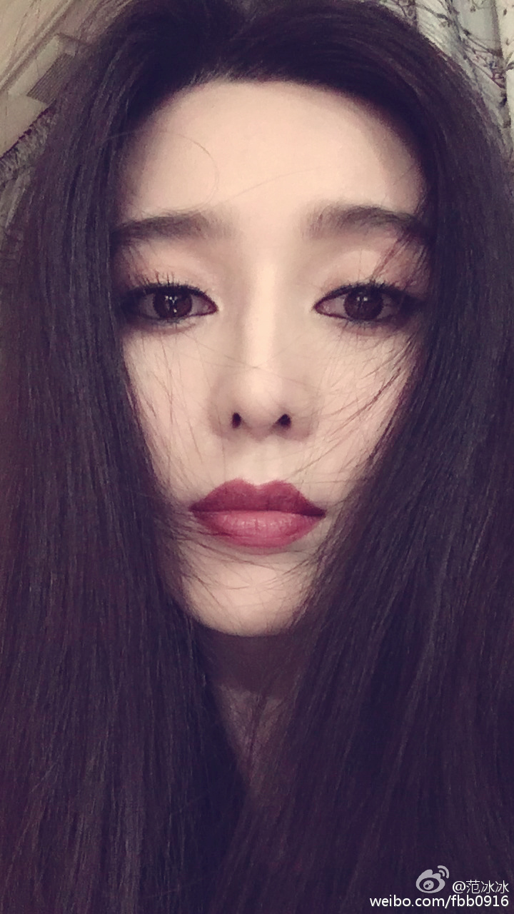 盘点娱乐圈眼神摄人心魄的女星,第一名竟是她