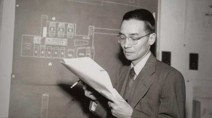 梁思成:总有一天我会看到日本被炸沉的