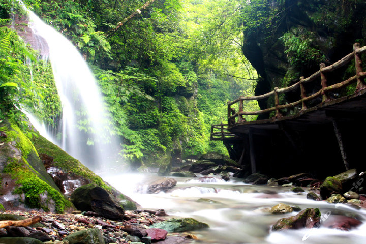 亚木沟-贵州第一沟,"梵净归来不看山,亚木归来不看水"