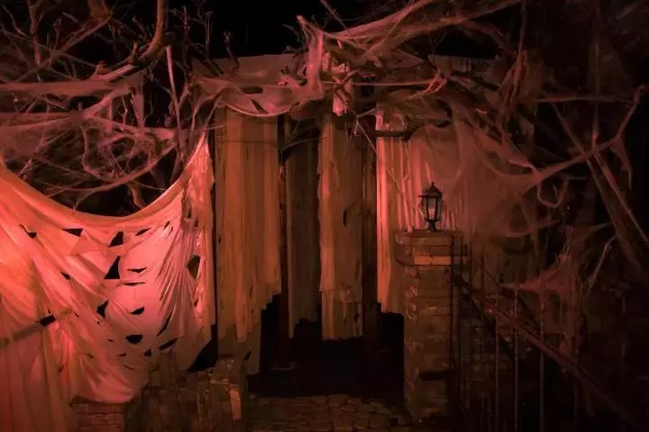 恐怖病院专业团队携手好莱坞级国际道具团队南京店斥资2000万风靡魔都