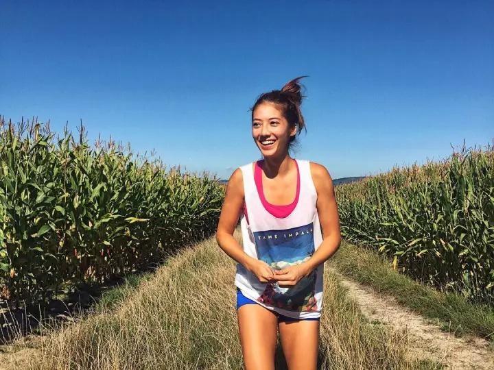 颜值高,身材好,才艺双全,90后健身女汉子成台湾综艺新女神!