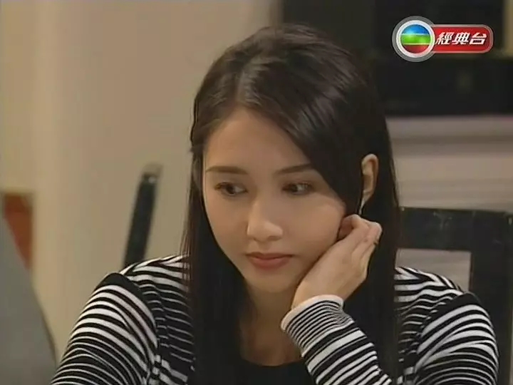 黎姿这是要跌落神坛吗她的脸僵得也太恐怖