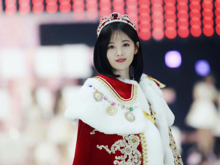 2013年以snh45成员身份出道,连续两年加冕snh48年度总决选冠军