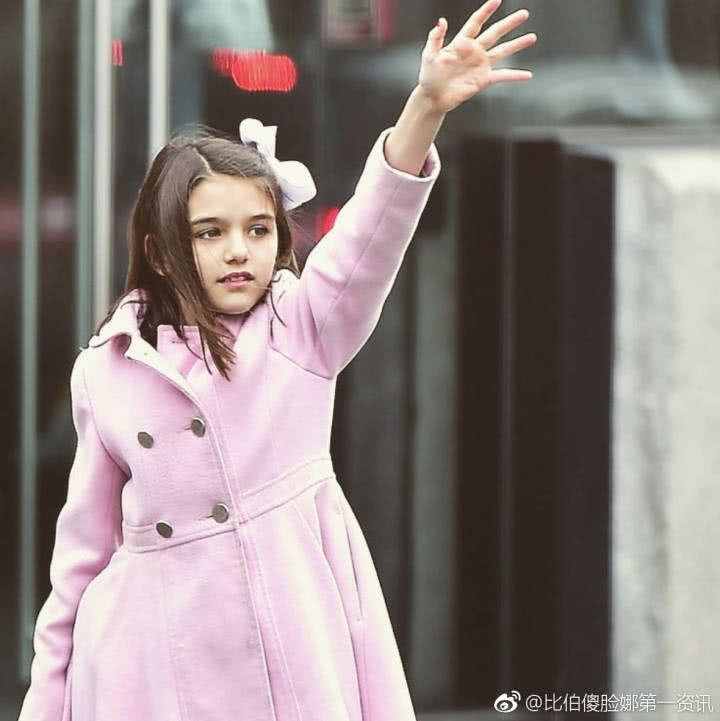 残了,她的近照曝光越长越美宛如一个优雅的小公主|汤姆-克鲁斯|苏瑞
