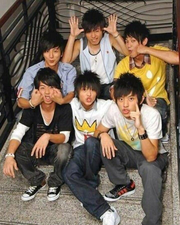 棒棒堂成员合体,回忆满满惹人泪目,队长敖犬缺席太可惜