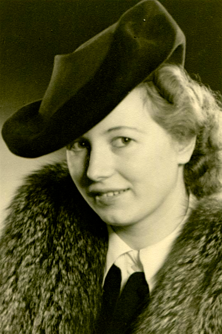 纳粹德国时期的老相册 柏林的女人_新浪看点