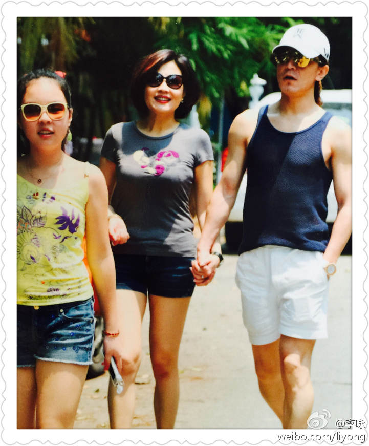 林妙可瘦身成功堪比整容啊!下巴尖尖小腿细成郑爽!