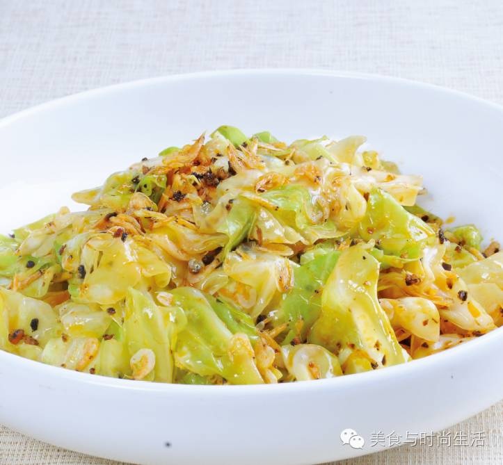 将新鲜的虾做成川菜 味道好极了