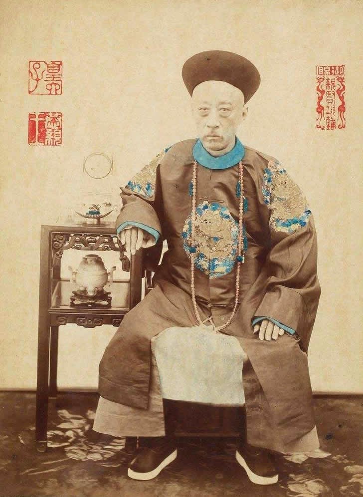 恭亲王奕欣不同时期照片18岁从政晚年眼神绝望