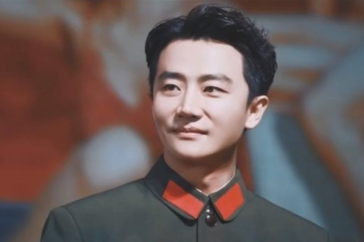 《芳华》黄轩放弃明星特权收获好口碑 童年的不幸让他有双重性格