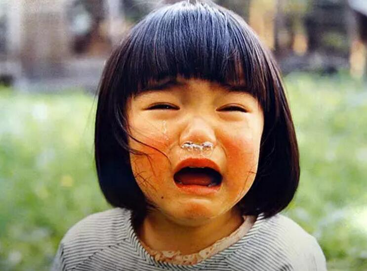 那个流鼻涕的农村丫头长大了,日本小网红如今成这副模样