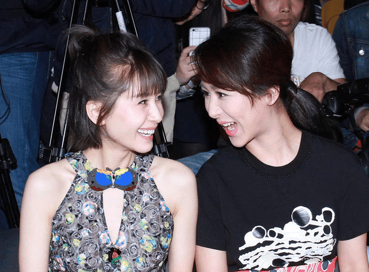 杨紫为王子文庆生,"特殊"的称呼却代表最特殊的友情!