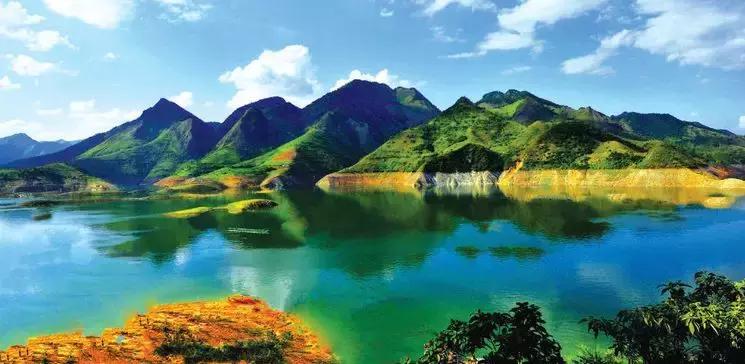 春天里, 山地公园省——贵州的那些水之美