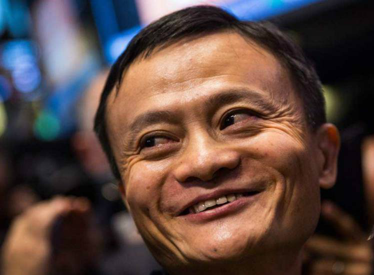 阿里巴巴再次成功收下一大巨头!马云笑_新浪看点
