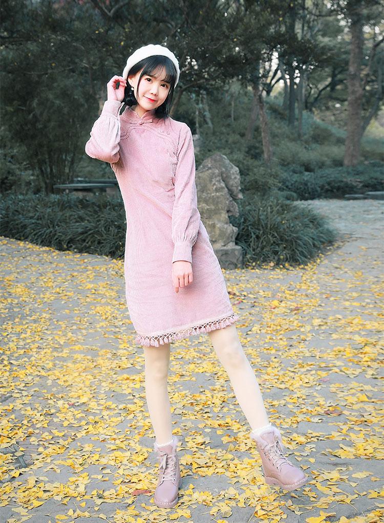 吴映洁穿旗袍上热搜,年轻姑娘是这样穿旗袍的!