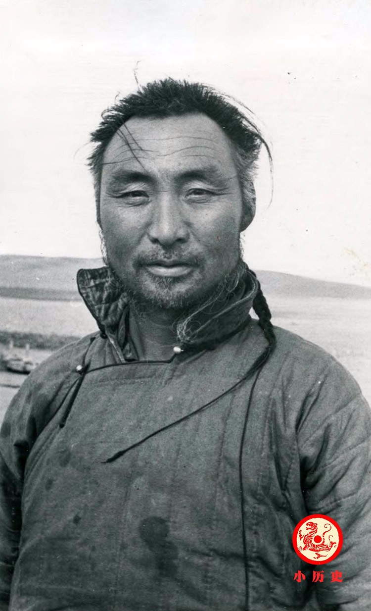 民国初年内蒙古老照片 仍有人保留清朝装束