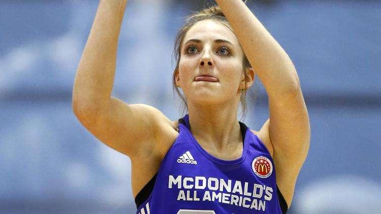 美国篮球界5朵金花:女神级球员单恋杜兰特,卡戴珊堪比罂粟花