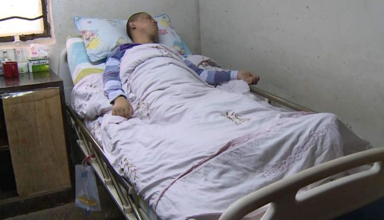 丈夫失忆生活不能自理,我收到8个字短信,直接改嫁了