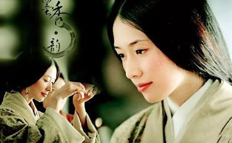 孙策和周瑜死后,大乔和小乔的守寡生活原来是这样度过的!