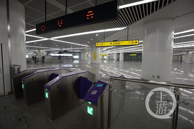 前往t2航站楼乘机的乘客,可经过10号线江北机场t2航站楼站与3号线江北