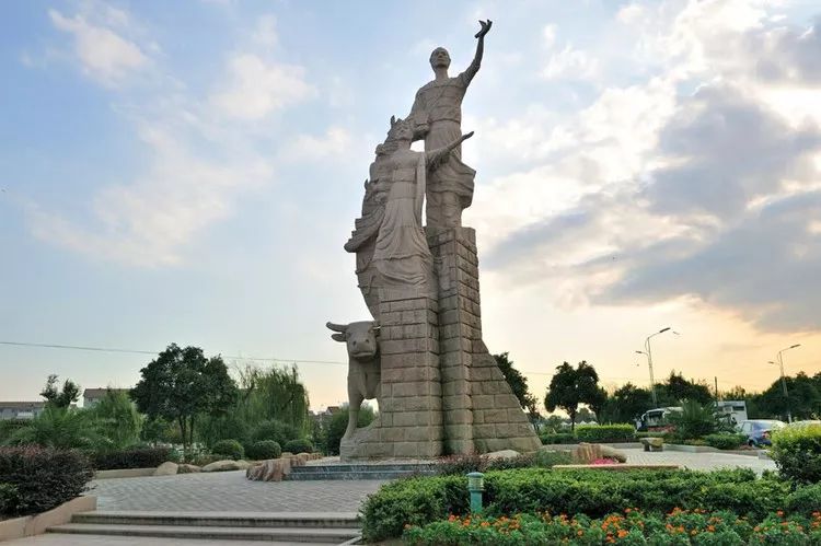 丹阳地标究竟是哪个?你说的算,赶快来投票!|丹阳|地标|投票_新浪新闻