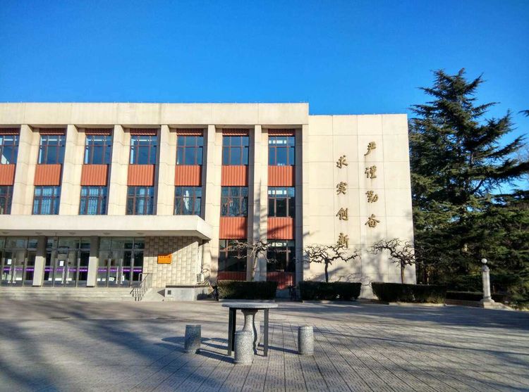 镜头下的清华大学校园,不愧是中国高等学府,漂亮大气!