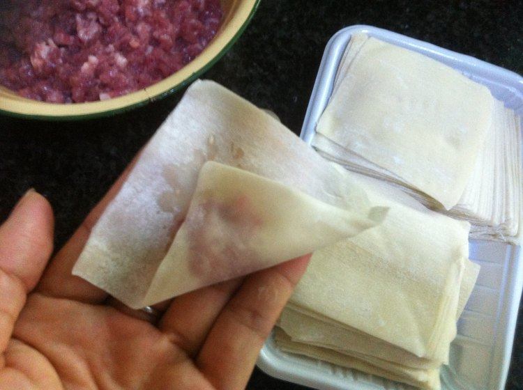 用一根筷子包馄饨3秒就包好一个快速又好看