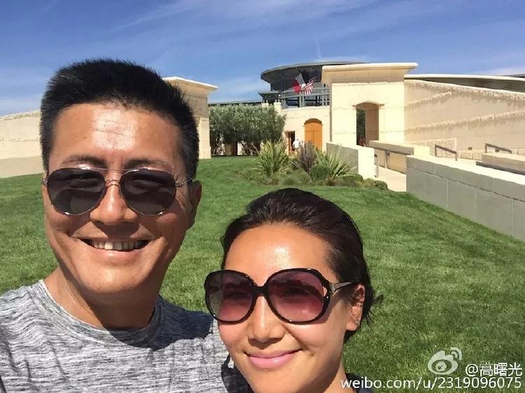 娶了女神爱了6年离婚,小16岁老婆为他生子,爷爷的年纪再当爸