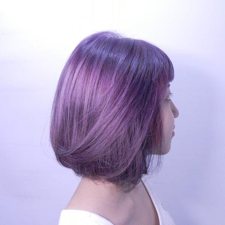 波波头染这样的颜色马上变时尚