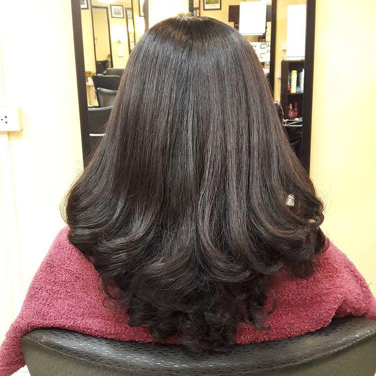 今年最流行,只烫发尾的发型,不老气又好看