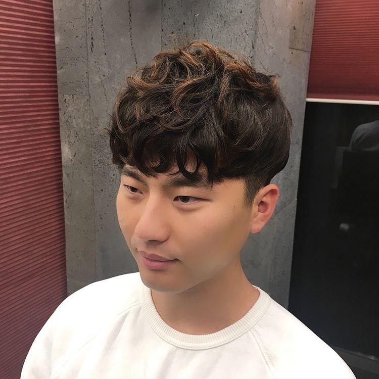 男生头发这样剪头发看起来都变多了