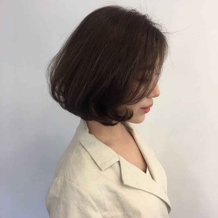 剪这样的波波头,有气质又小颜