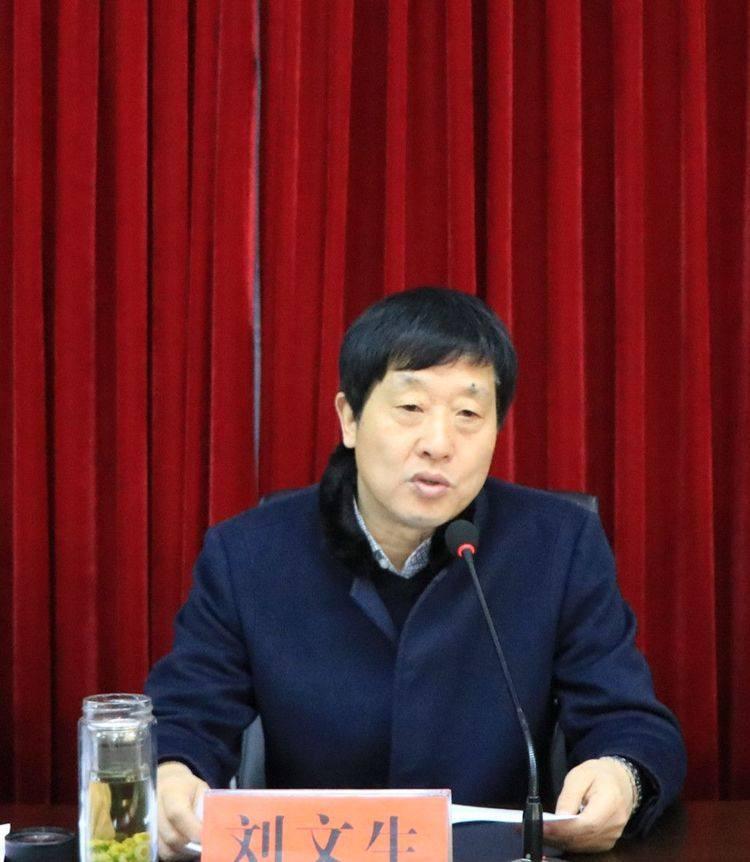 1,投资1300余万元完成新兴路桐本路交叉口东北角(原郑州水泥厂)游园