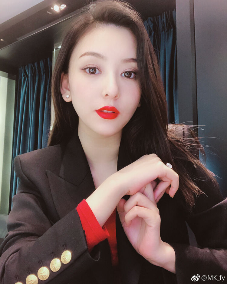 郭富城与太太方媛甜蜜照曝光,俩人相爱的甜蜜网友都羡慕!